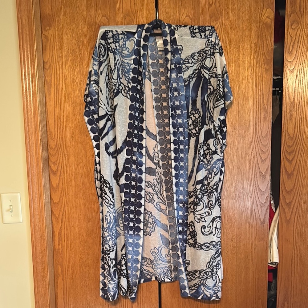 Chico's Blue and White Patterned Kimono